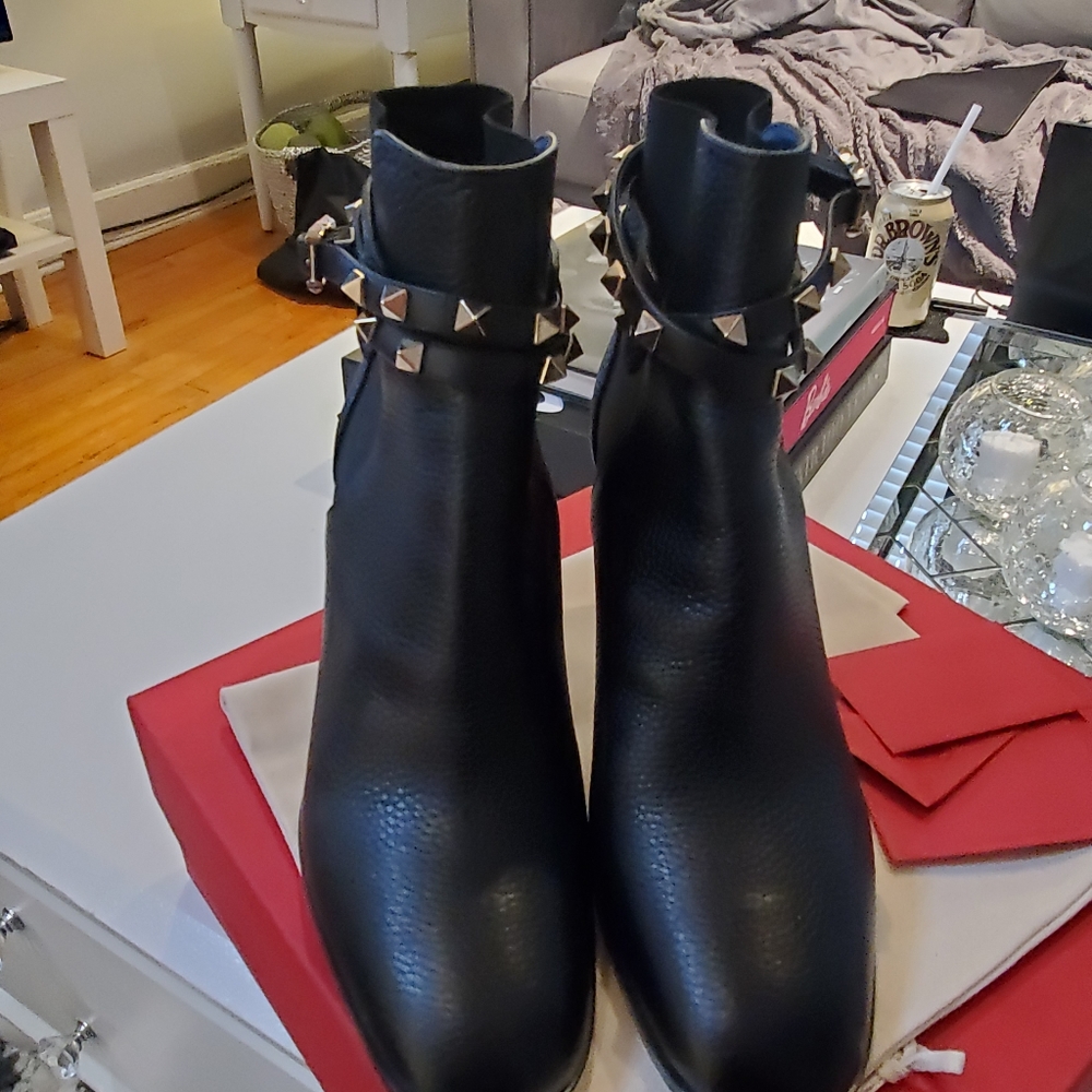 Valentino Rockstud Leather Booties size 39